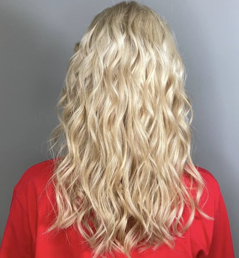 Укладка пляжные волны блонд боб, Краснодар